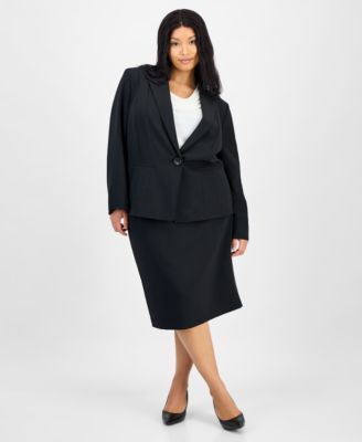 Plus Size Crepe One-Button Blazer