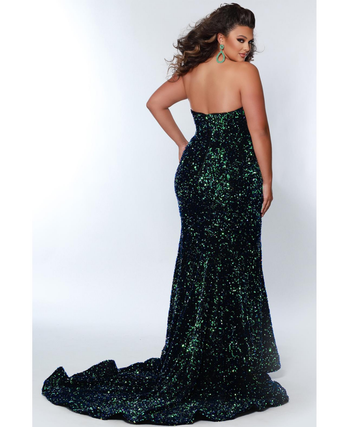 Johnathan Kayne for Sydney's Closet Women's Off the Shoulder Plus Sequin Velvet Fitted Formal Gown
