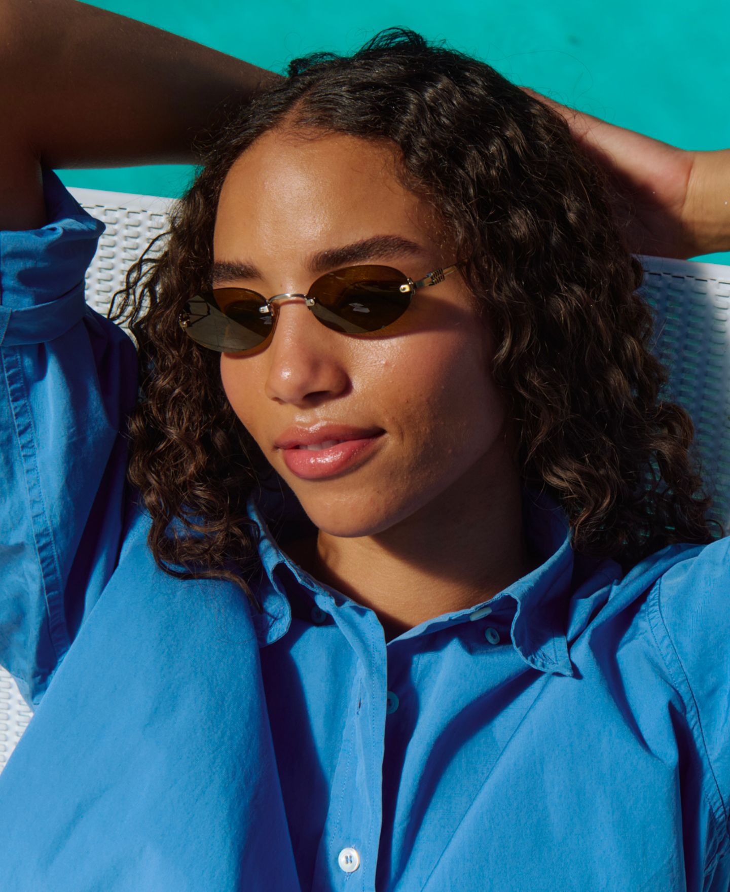 Женские солнцезащитные очки MIU MIU Sunglasses MU A54S, цвет: Золотой — фото 6