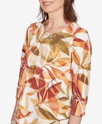 Petite Leaf Pleated Top