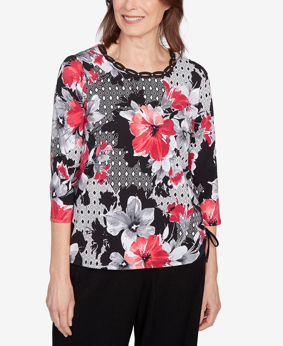 Alfred Dunner Petite Patchwork Floral Top In Red