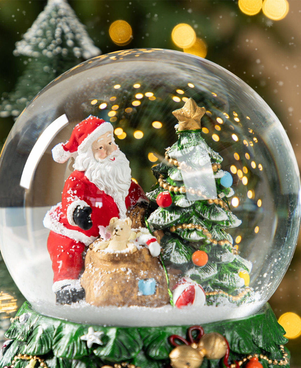 Glitzhome 150mm Lighted Resin Christmas Musical Snowflakes Santa Water Globe In Multi