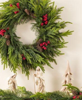 24" Polyethylene Christmas Dripping Wreath