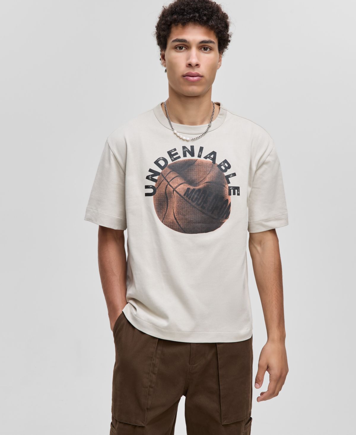 Мужская футболка с неоспоримым баскетбольным рисунком свободного кроя, эксклюзивная от Macy's