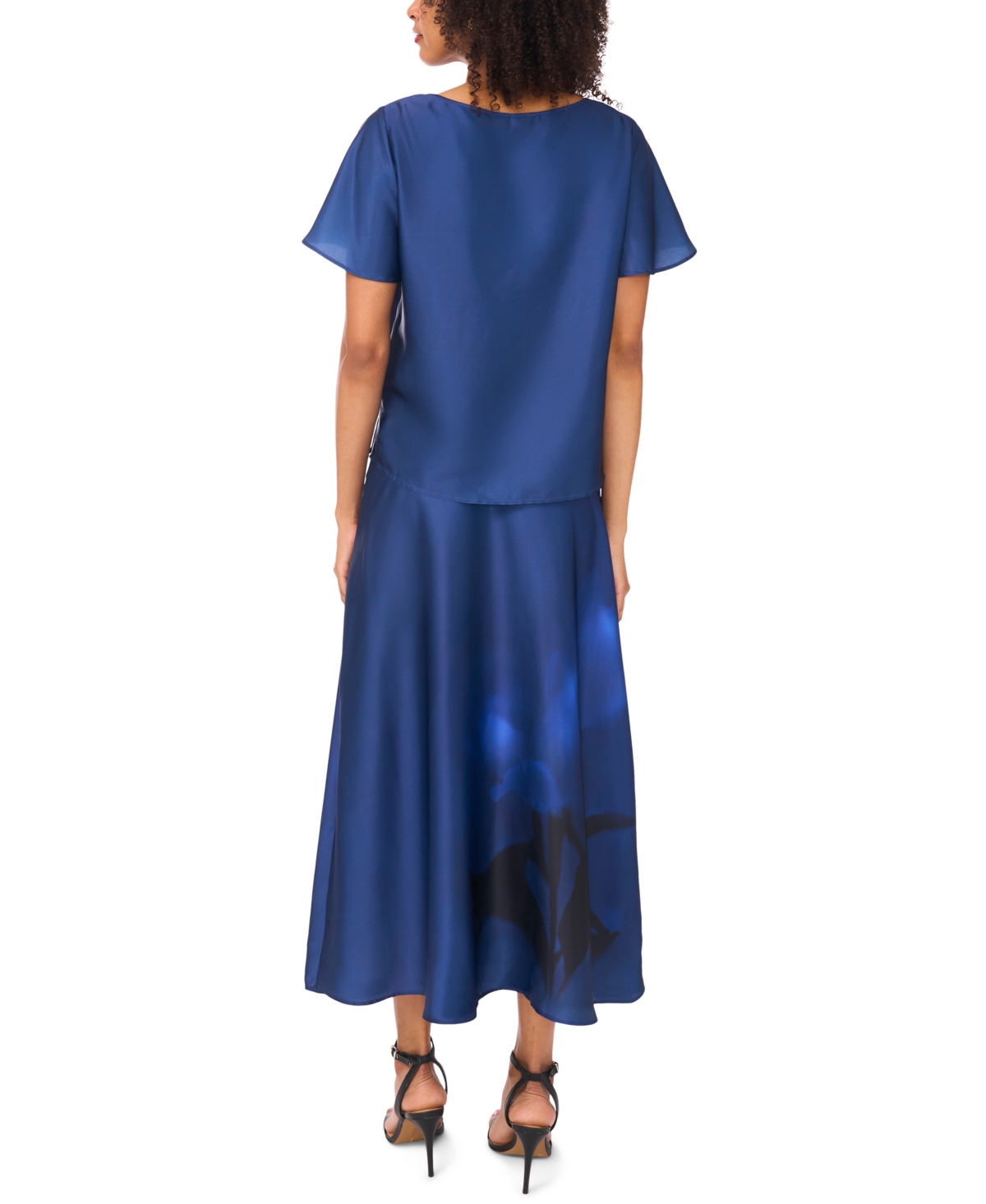 Vince Camuto Flutter Sleeve Round Neck Blouse In Blue