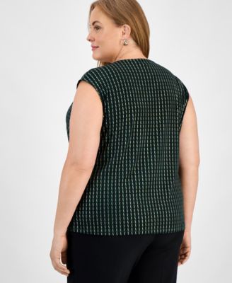 Plus Size Printed Pleat-Neck Sleeveless Top