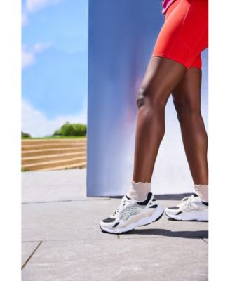 Women's Rezorb Max Classic Lace Up Walking Sneakers