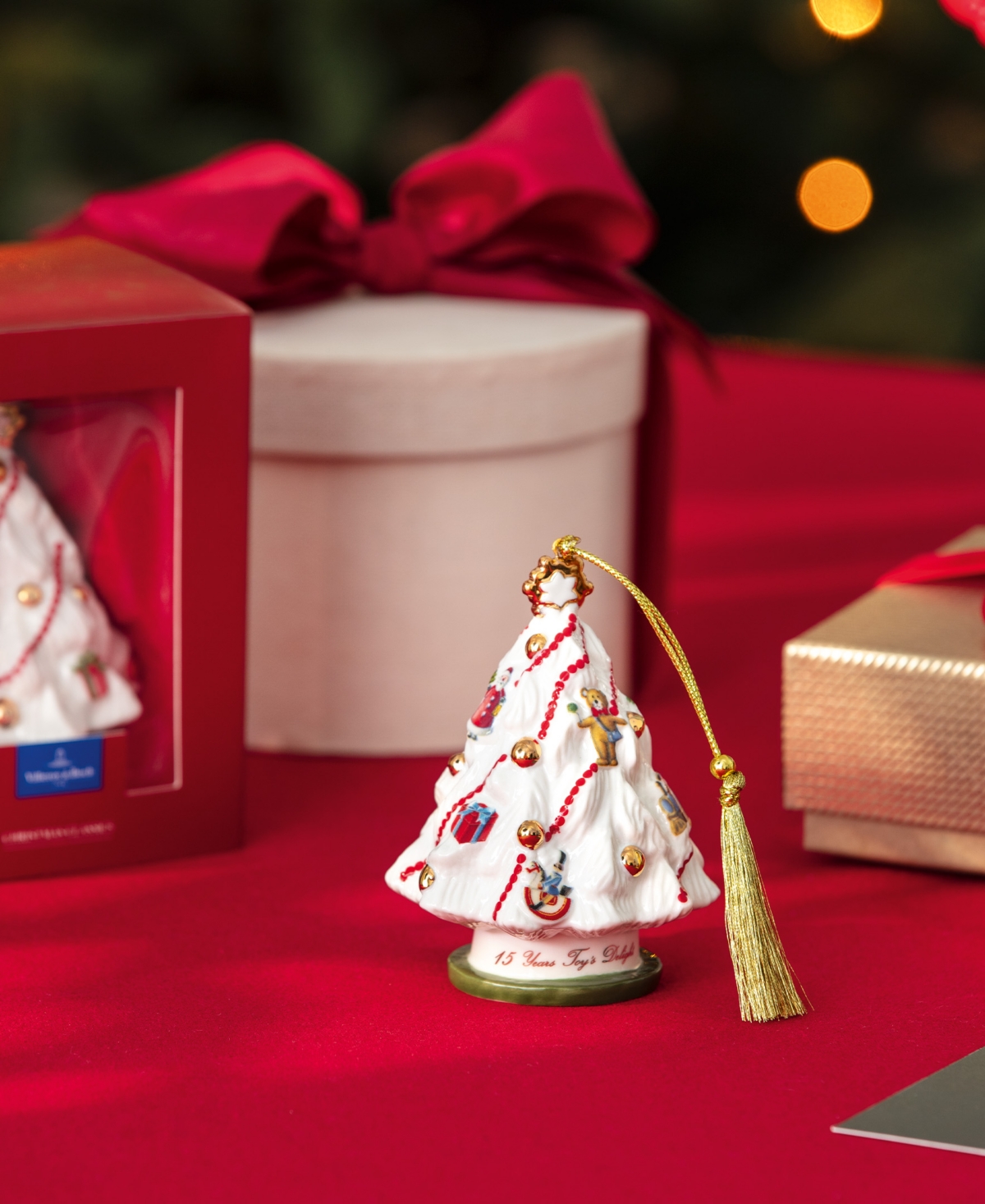 Villeroy & Boch 2025 Christmas Classics Annual Tree Ornament In Multi