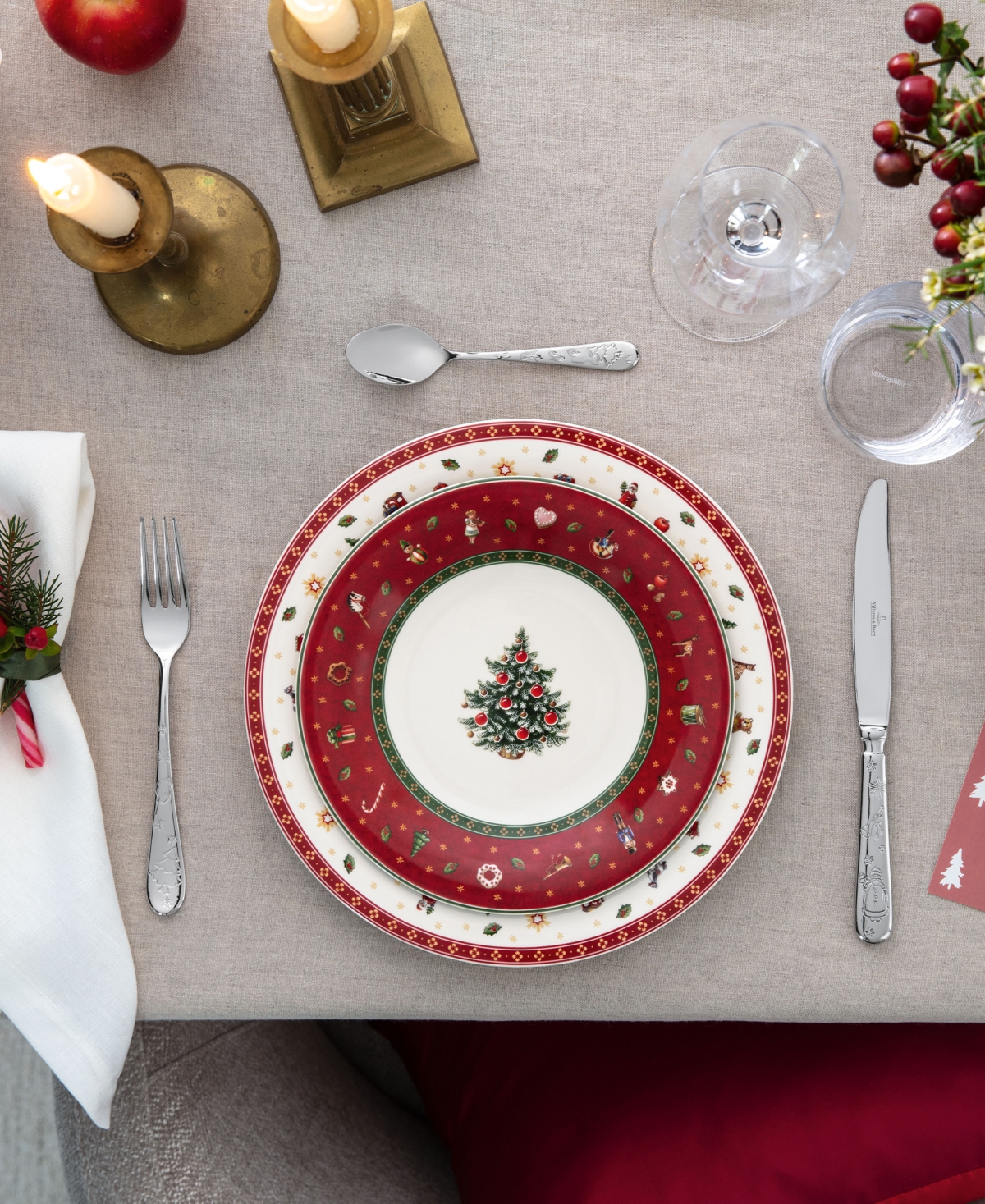 Villeroy & Boch Toys Delight Round Red Dessert Plate In Multi