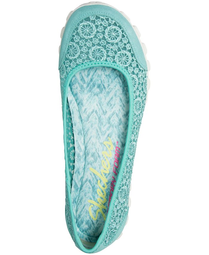 skechers flyknit casual sneakers