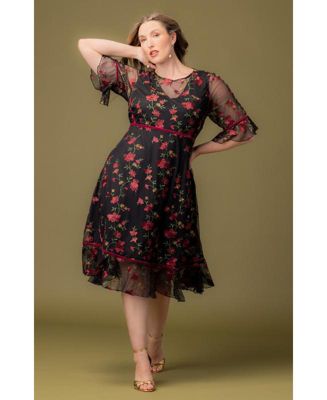 Women's Plus Size Wildflower Embroidered Floral Mesh Cocktail Dress