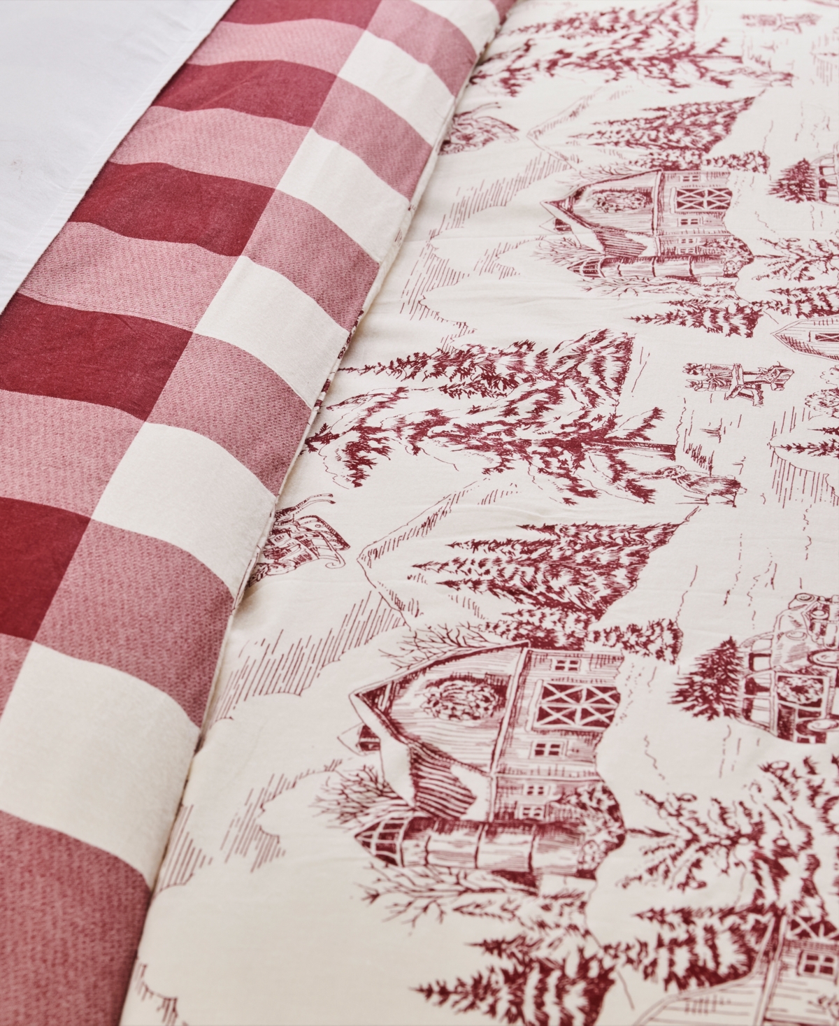 Levtex Home Winter Sleigh Ride Reversible 3-pc. Comforter Set, Full/queen In Multi