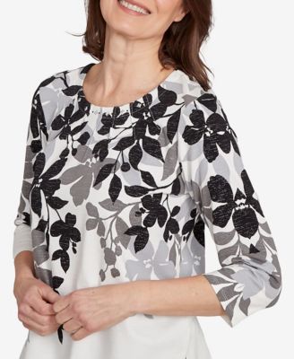 Women's Classic Shadow Leaf Three Quarter Sleeve Top