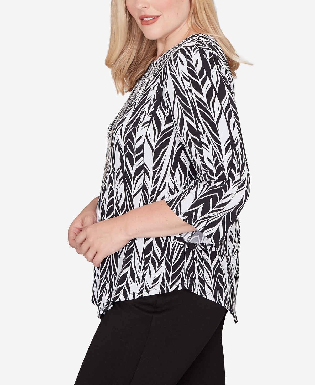 Alfred Dunner Women's Classic Puff Print Abstract Feather Top In Multi