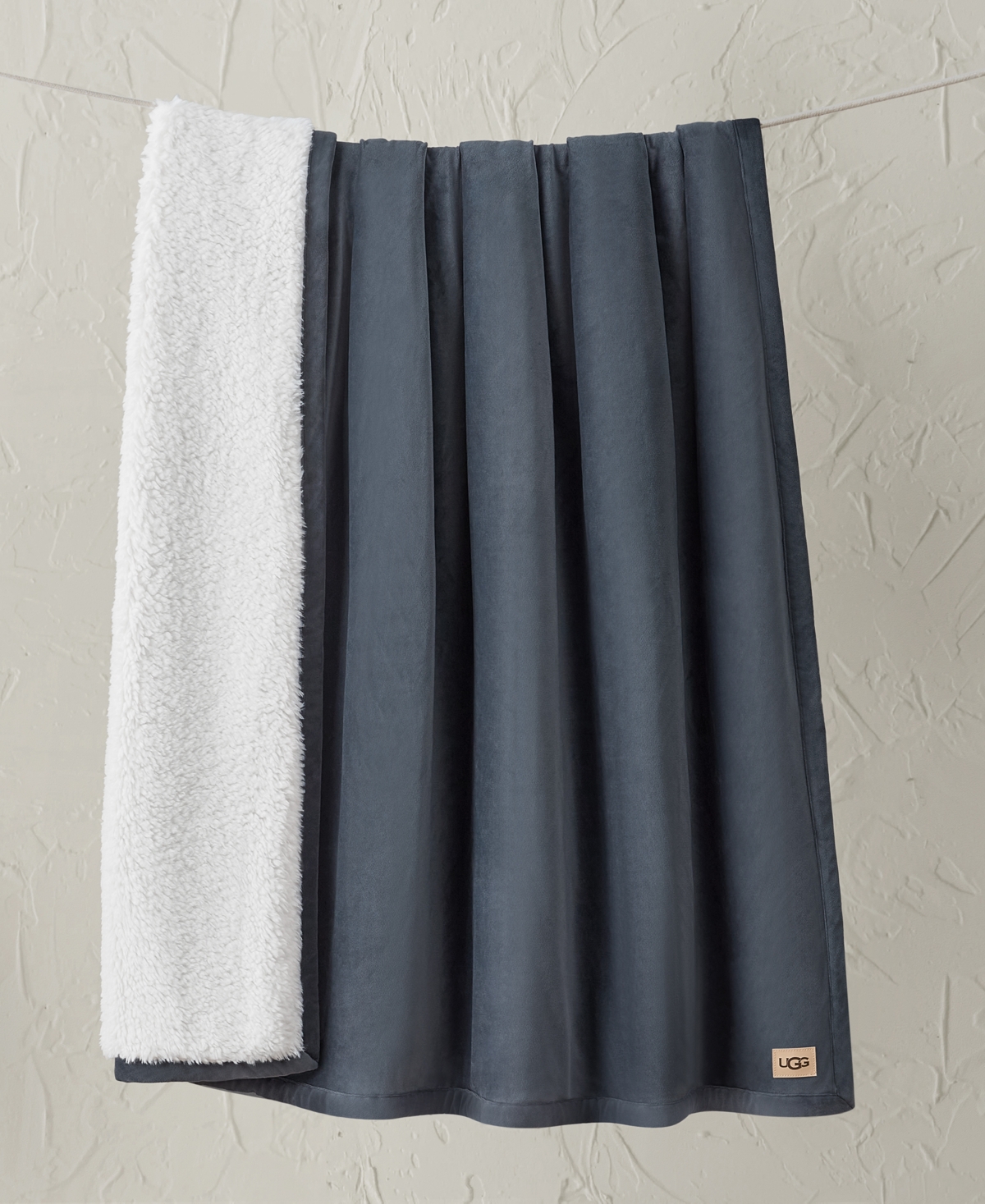 Ugg Bliss Faux-Fur Throw, 50" x 70"