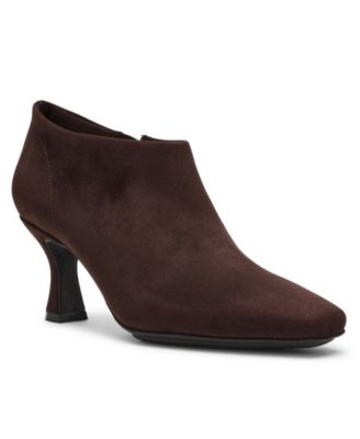 Anne Klein