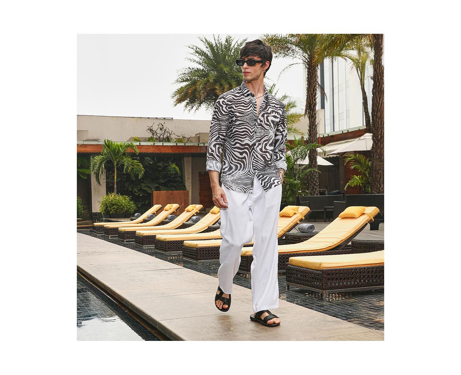 Men's Zebra-Kaleidoscopic Shirt