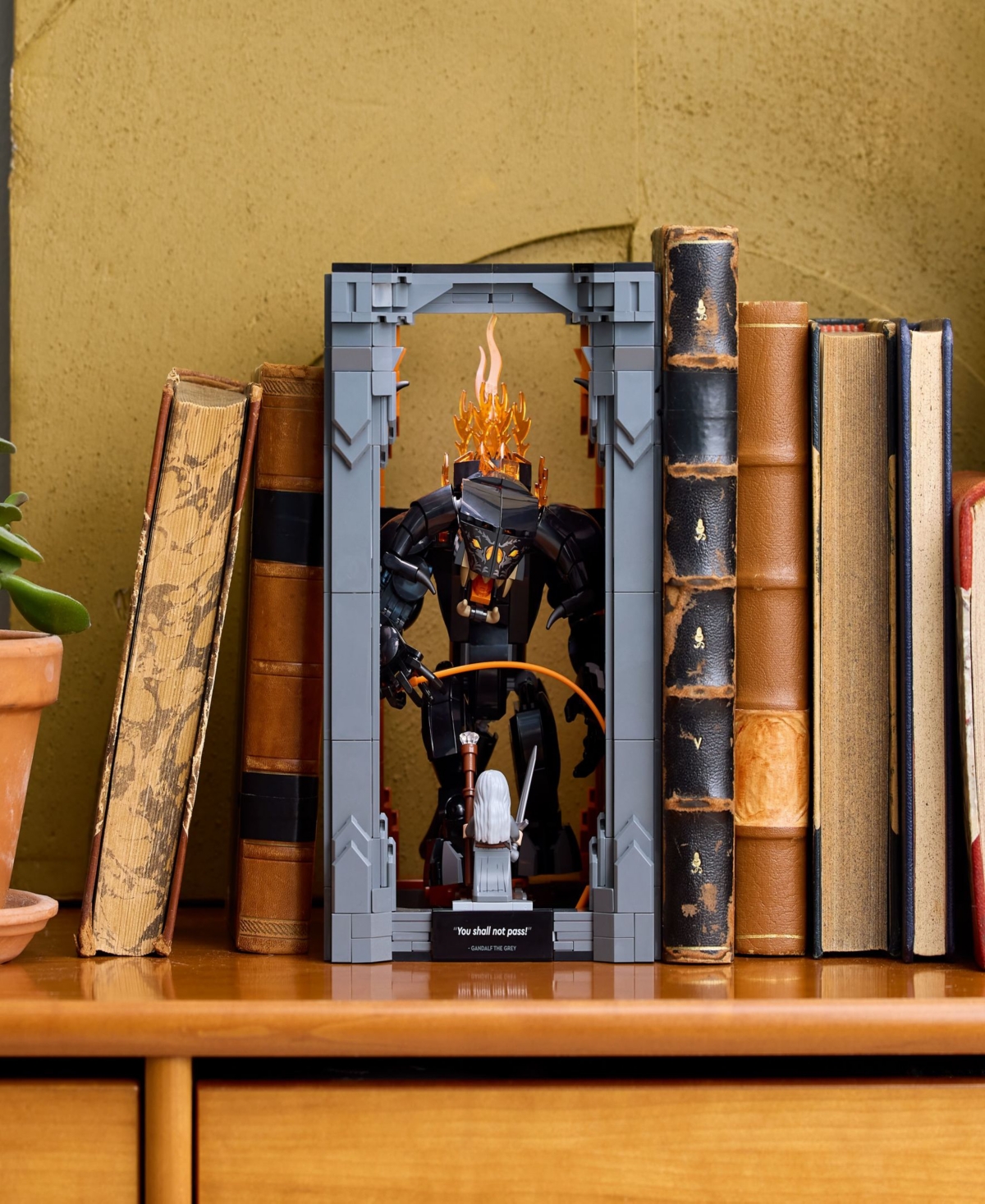 Lego Icons The Lord Of The Rings: Balrog Book Nook 10367, 1201 Pieces In Multi