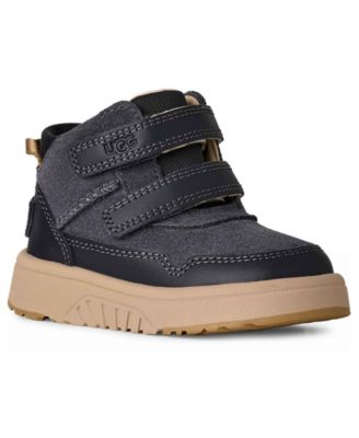 UGG®