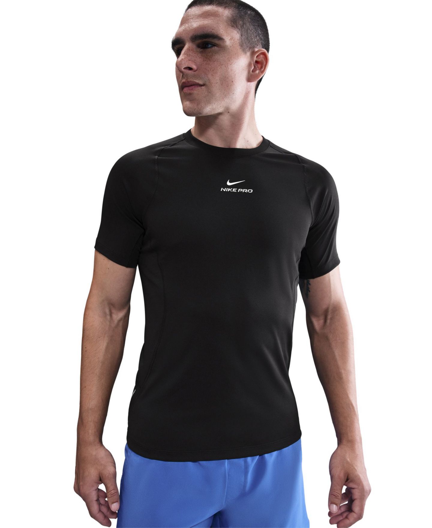Мужская футболка Nike Pro Training Dri-Fit Short-Sleeve, цвет: Чёрный / Белый — фото 2