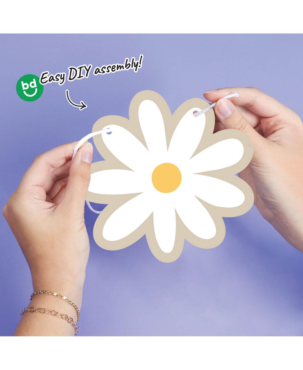 Big Dot of Happiness Tan Daisy Flowers Garland Banner, 30 Feet Cord, 15 Double-Sided Daisies