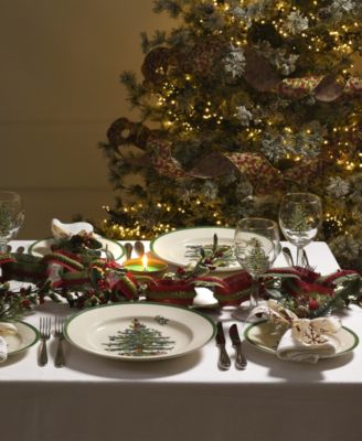 Christmas Tree Scalloped Dinner Plate, 10.5"