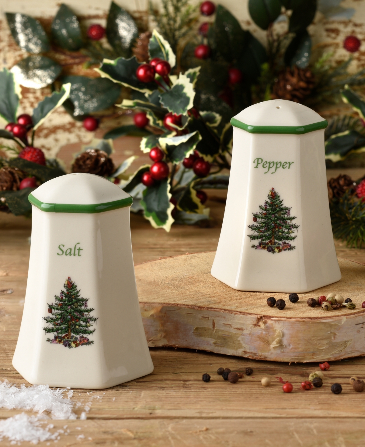 Spode Christmas Tree Hexagonal Salt & Pepper Set In Multi