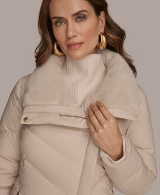 Women's Stretch Zip Closure Coat