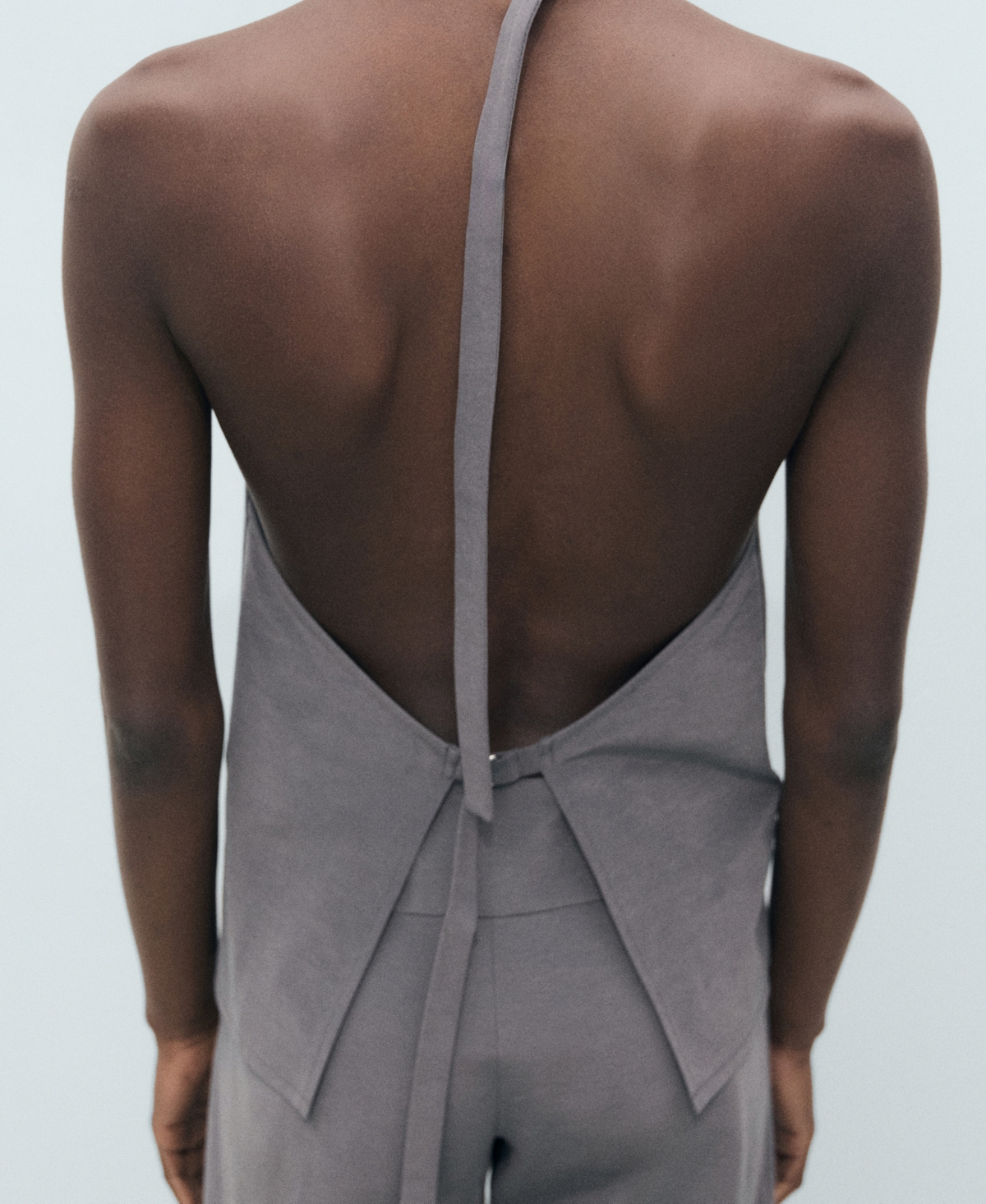 Mango Drape Halter Top In Gray