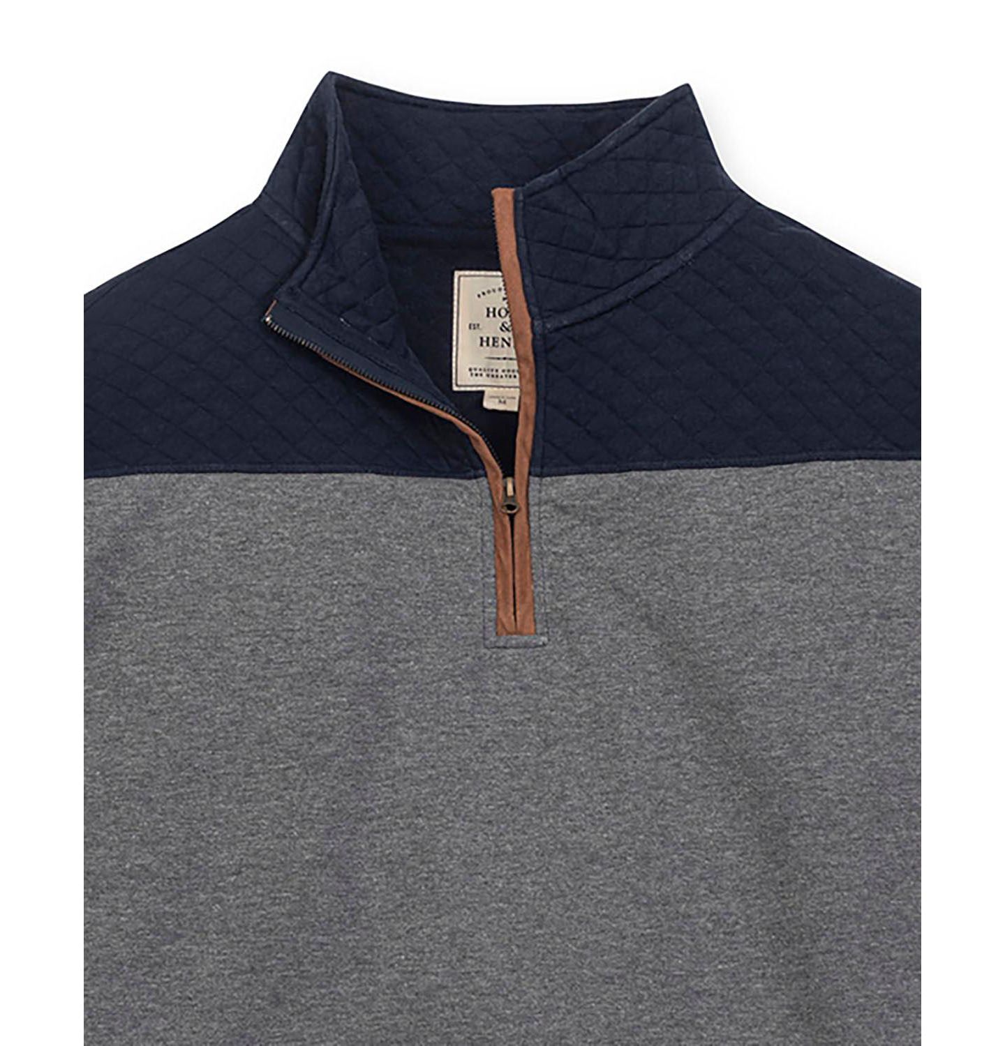 Мужской свитер Hope & Henry Organic French Terry Half Zip Pullover with Quilted Yoke, цвет: Тёмно-синий / Серый — фото 5