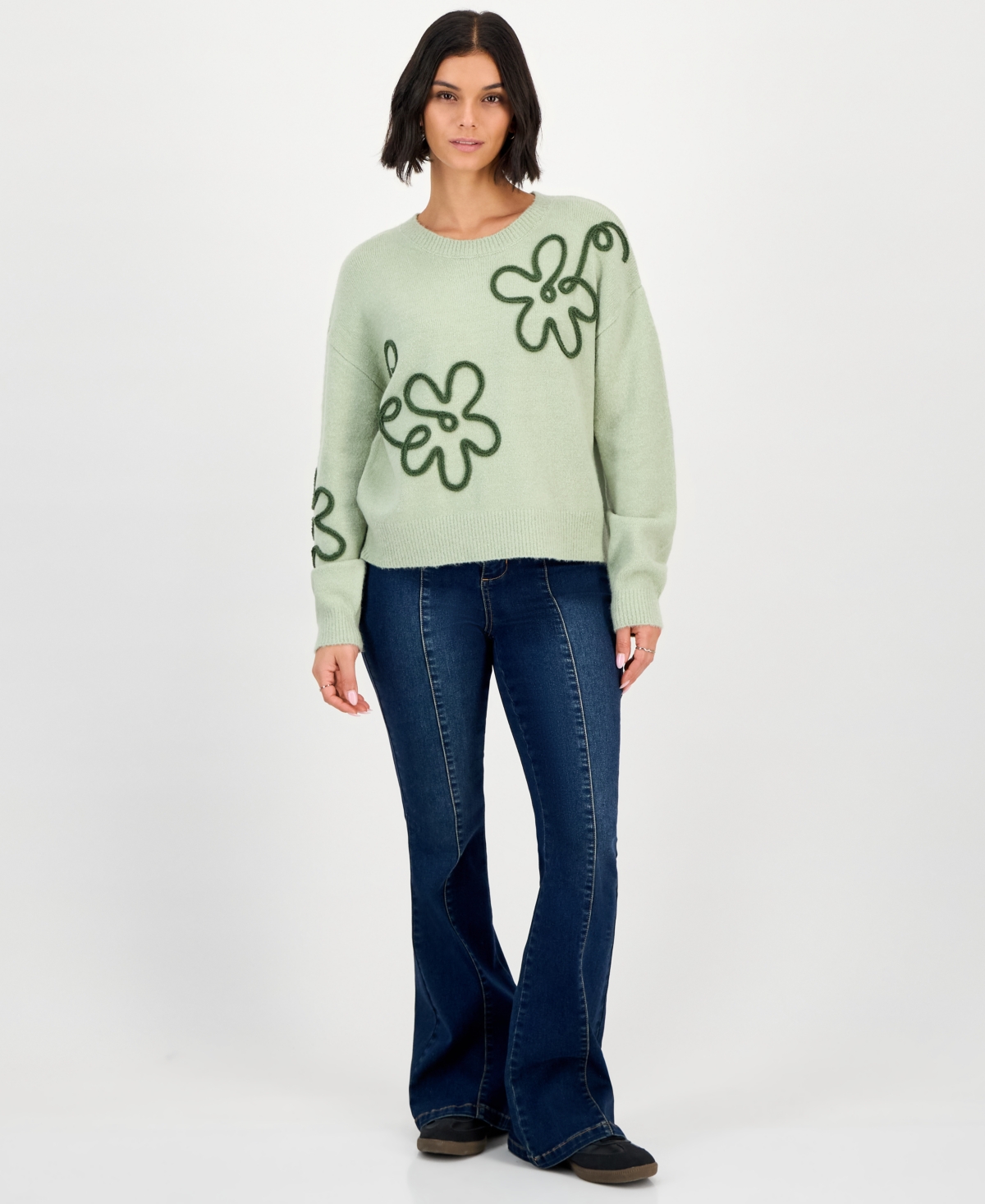 Hooked Up by Iot Juniors' Flower Sweater