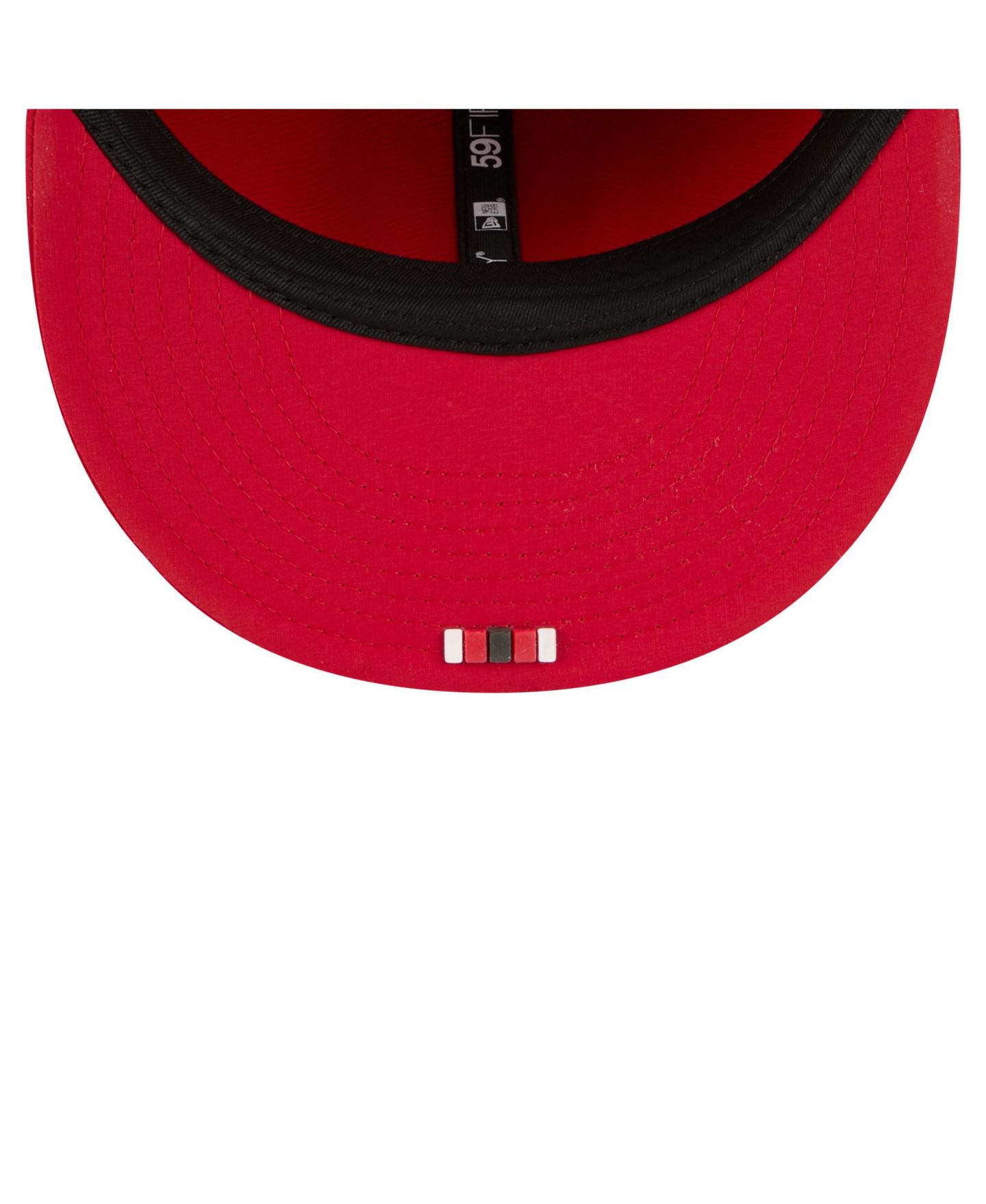 Мужская кепка New Era Red Tampa Bay Buccaneers 2025 Sideline 59FIFTY Fitted Hat — фото 3