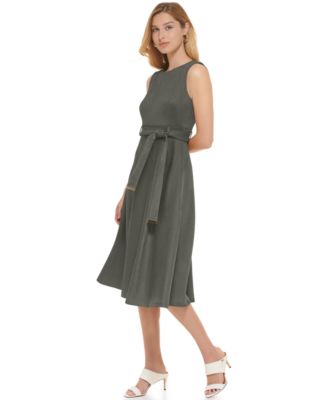 Women's Sleeveless Midi Dress