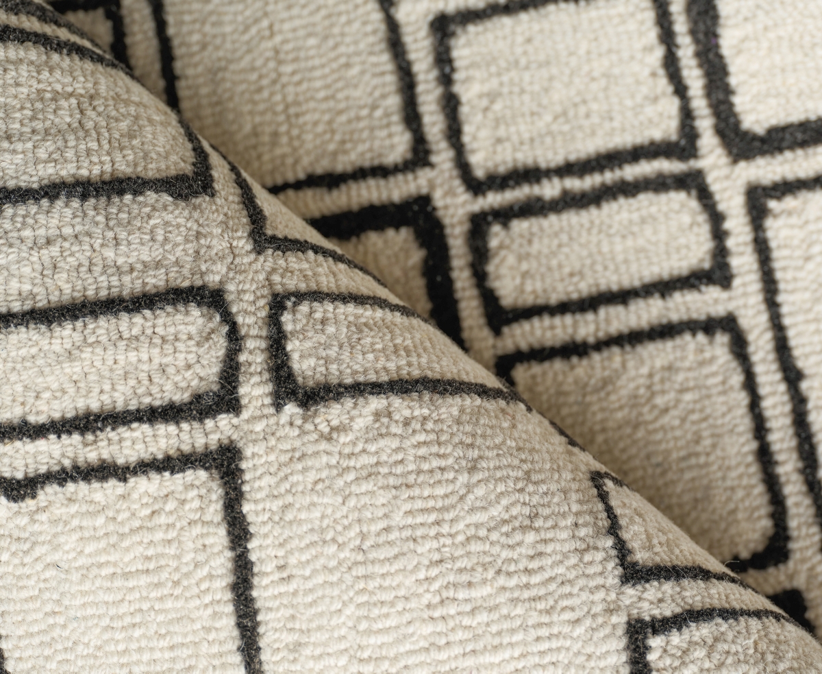 Exquisite Rugs Soho 7135 4'0"x6'0" Area Rug In Multi