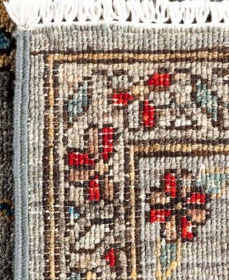 Serapi M1982 Rug Collection