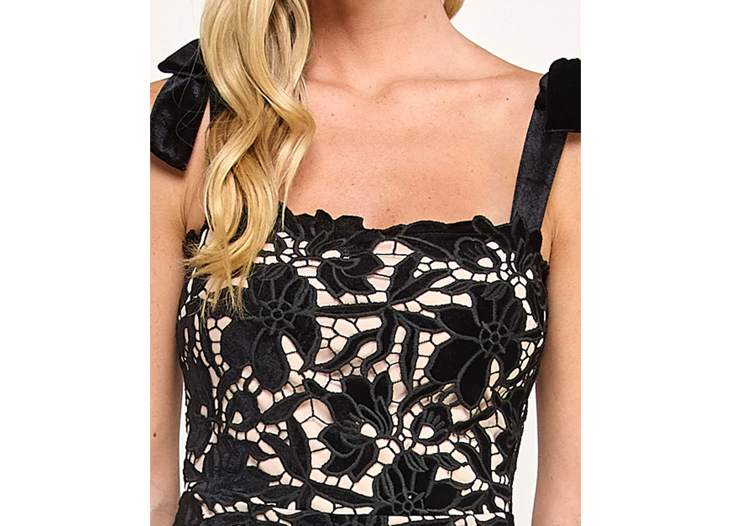 Juniors' Laser Cut Velvet Long Gown