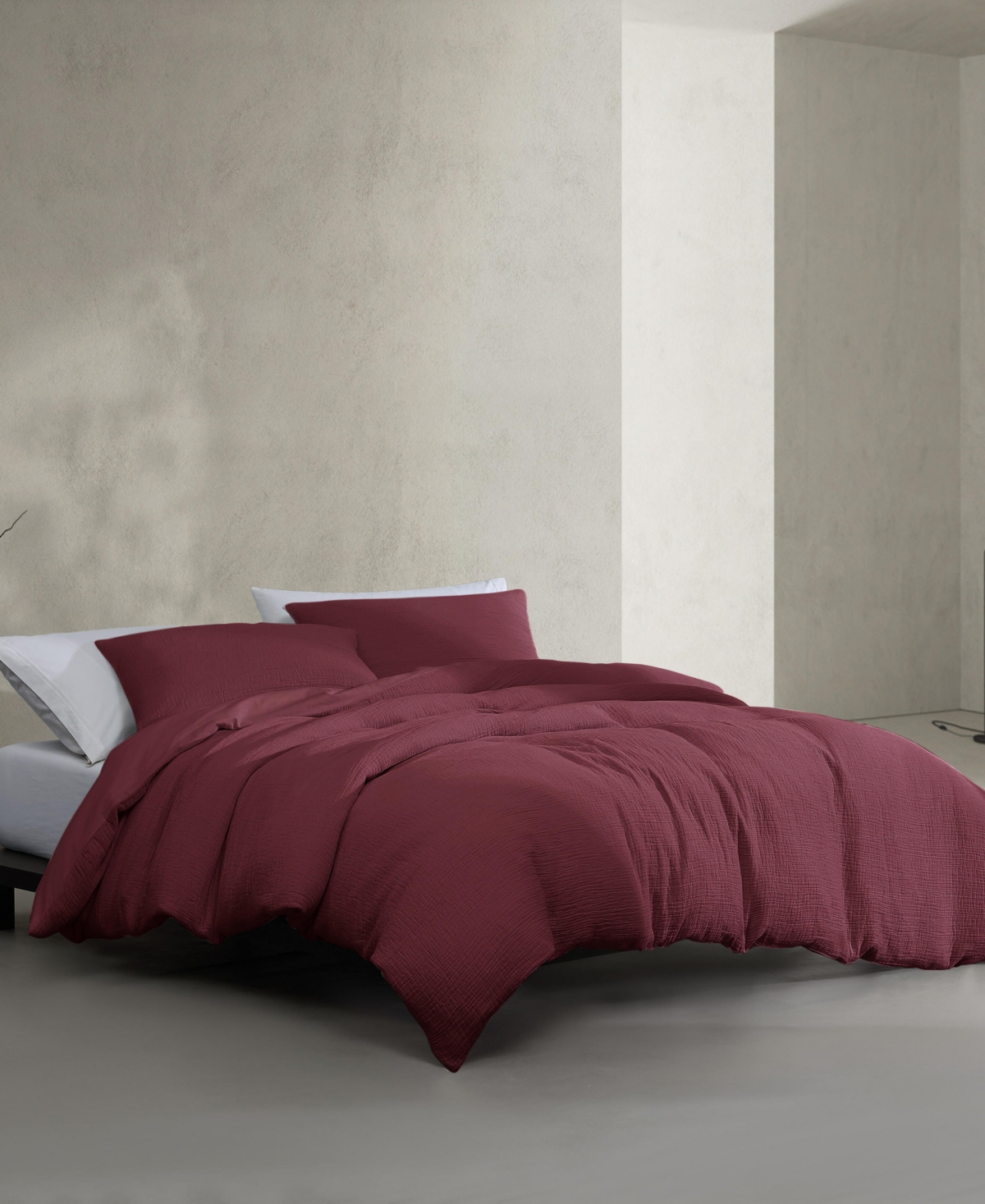 Calvin Klein Washed Texture Solid Cotton Jacquard 3 Piece Duvet Cover Set, Queen In Burgundy