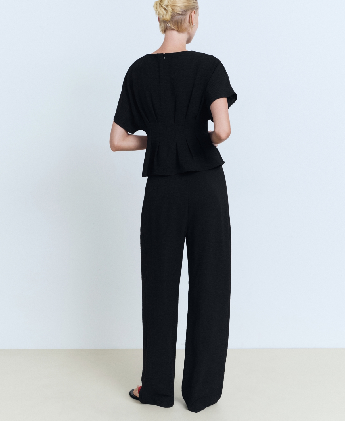 Mango Straight Fit Pleated Pants In Black