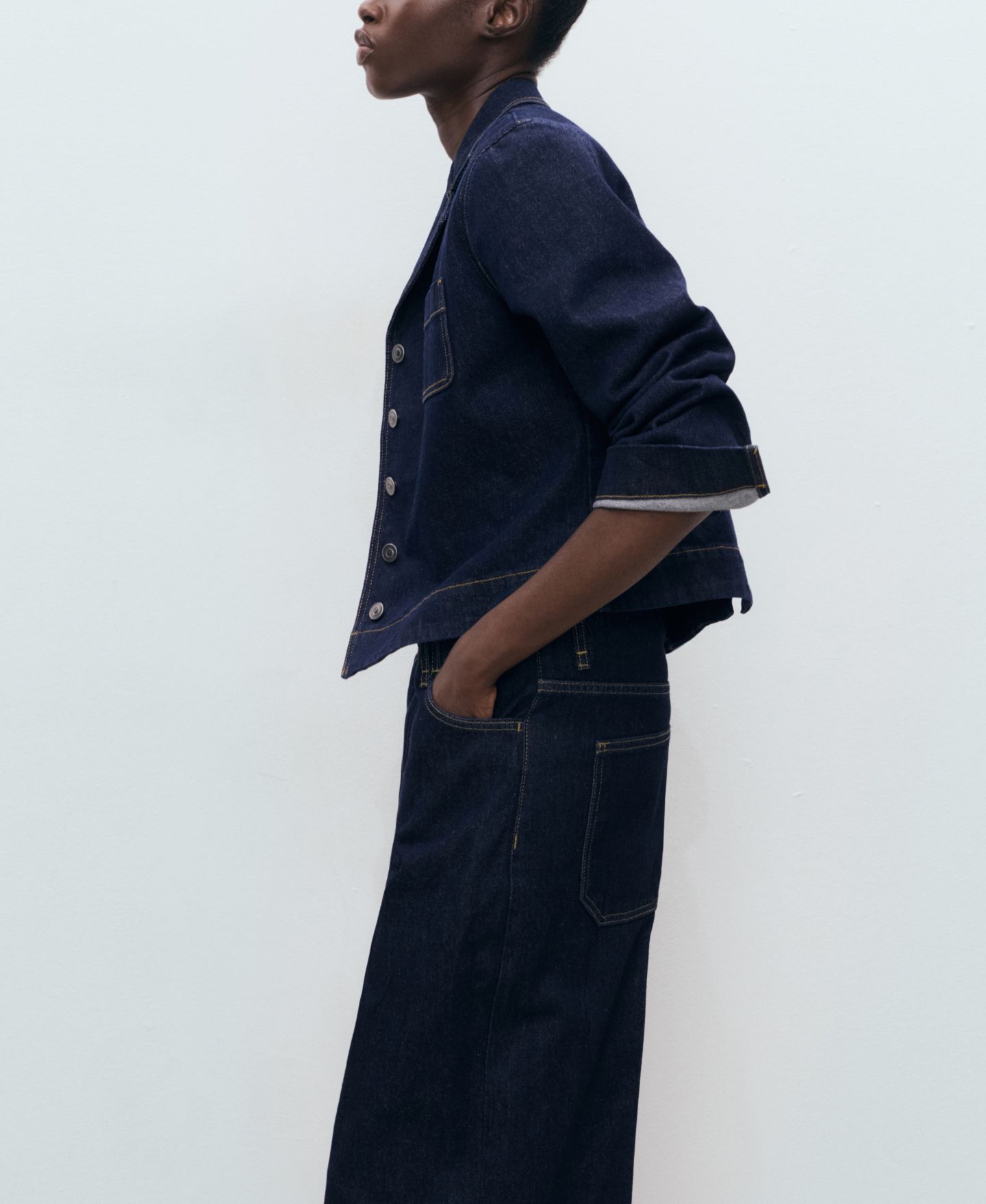 Женские шорты Mango Mid-Rise Denim Bermuda, цвет: Синий — фото 3
