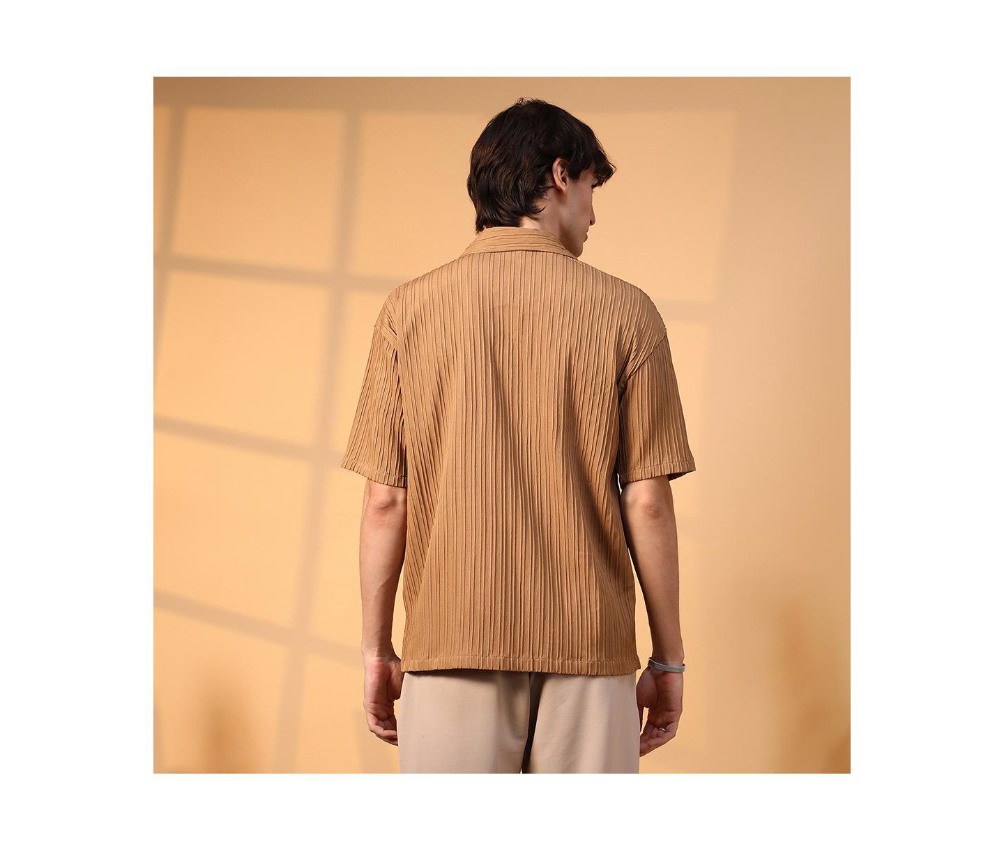 Мужская рубашка Cahoot Campus Sutra Camel Brown Tactile-Lined Oversized, цвет: Коричневый — фото 4