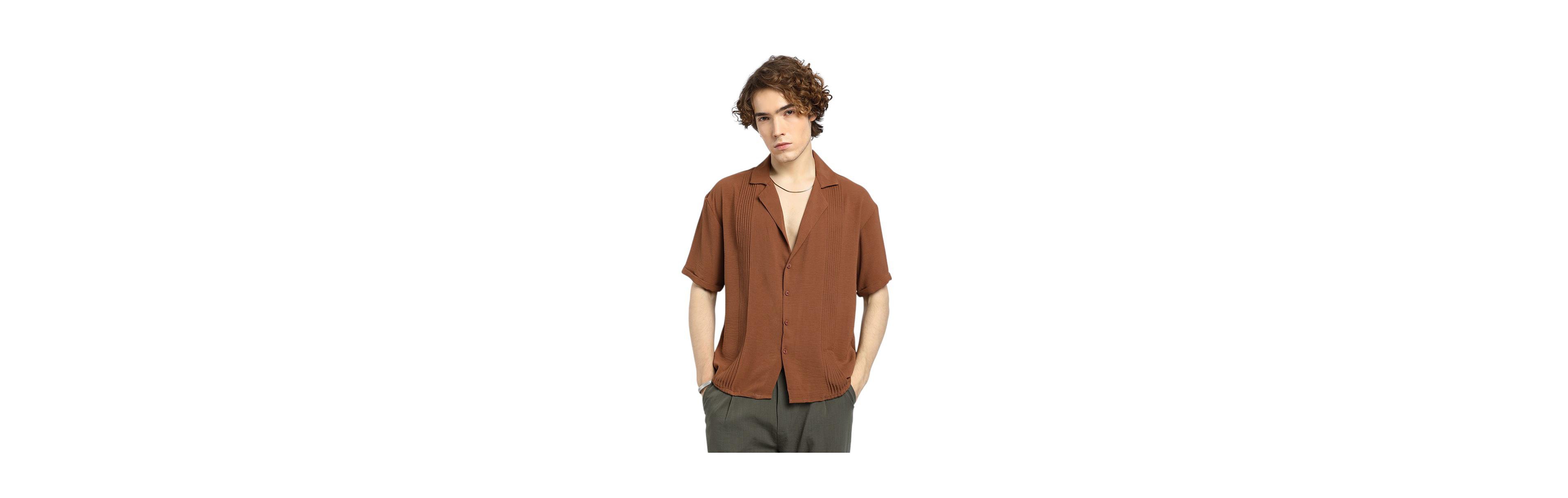 Campus Sutra Men's Panel-Pleat Oversized Shirt