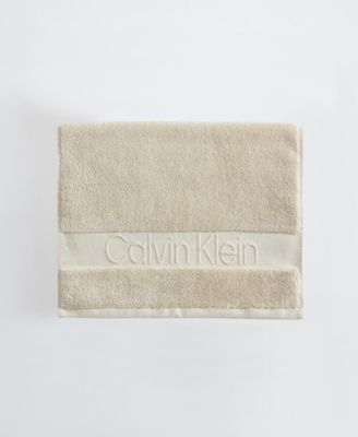 Iconic Cotton Jacquard Hand Towel, 30" x 16"