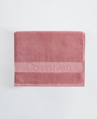 Iconic Cotton Jacquard Hand Towel, 30" x 16"