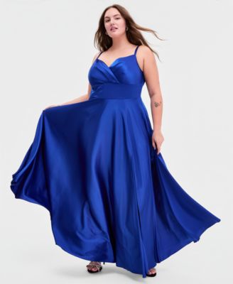 Trendy Plus Size Spaghetti Strap V-Neck Pleated Gown