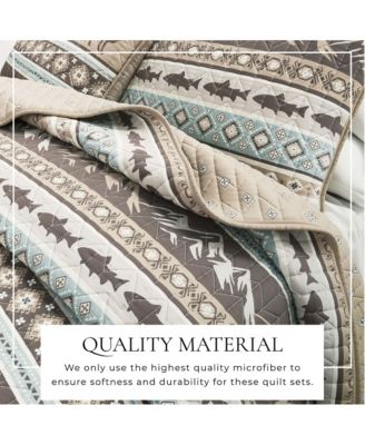 Wildlife Stripe Microfiber Quilt Set With Shams