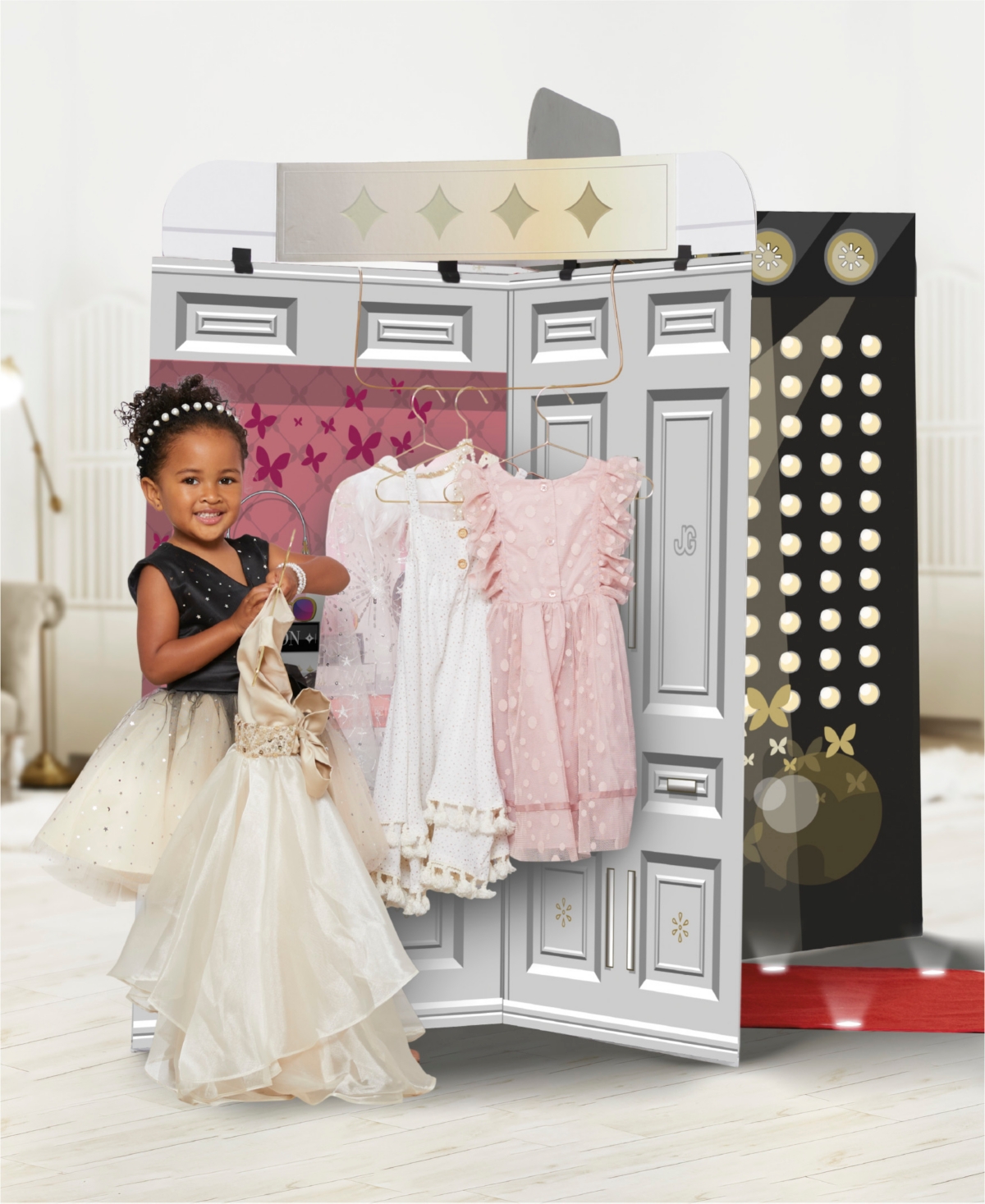 Journey Girls Glam Runway 4-sided Fashion Show Playset In Multi
