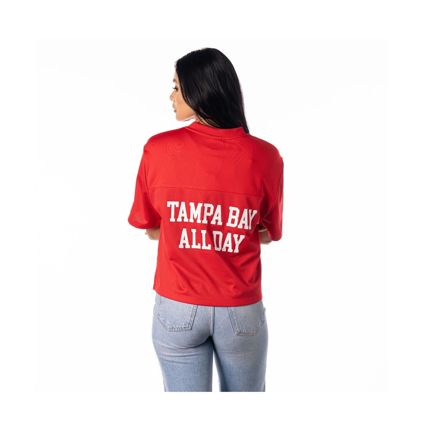 Женская футболка The Wild Collective Red Tampa Bay Buccaneers Alternate V-Neck Fashion Jersey — фото 2