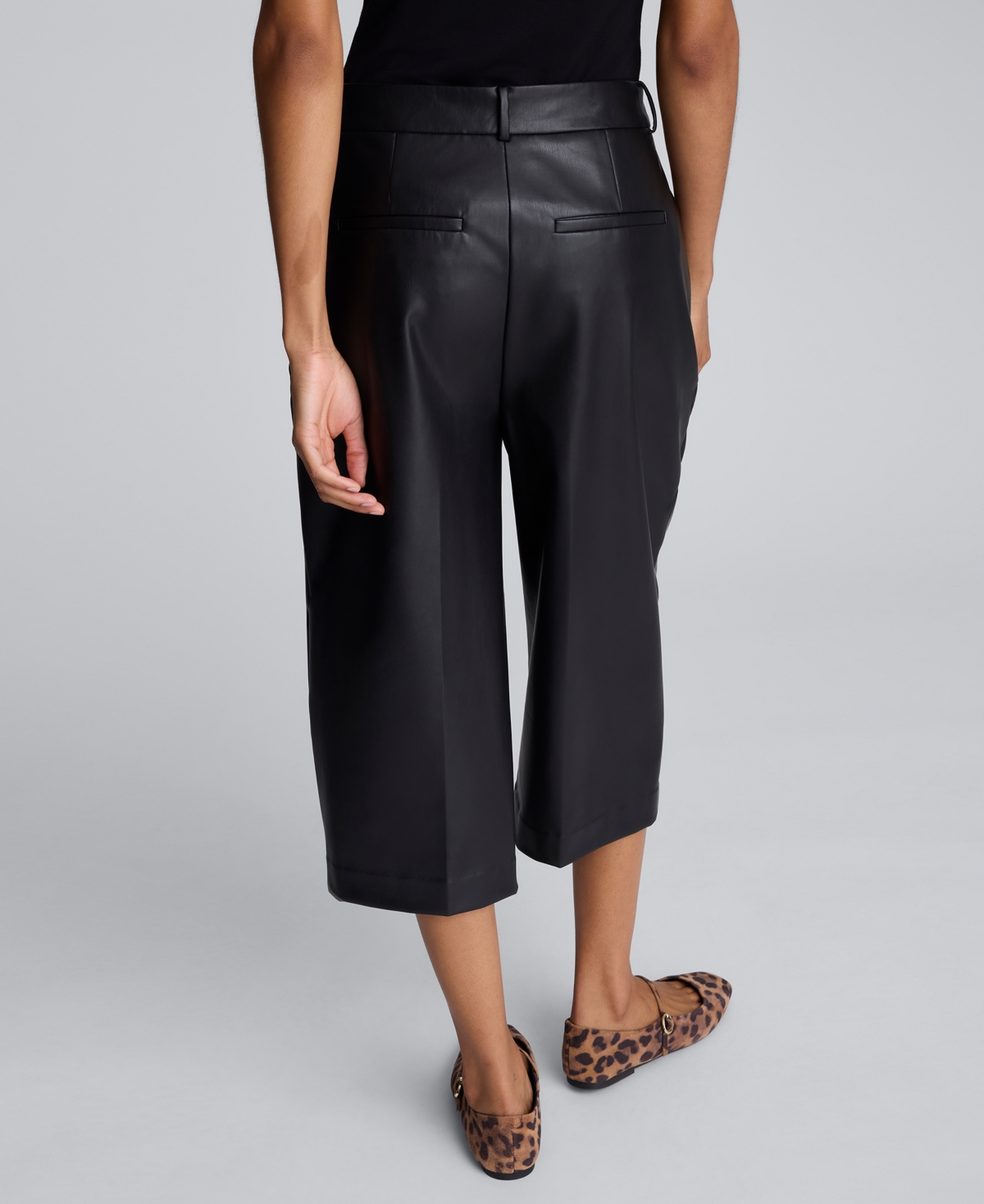 Kenneth Cole Faux Leather High Rise Pintuck Culotte Pant In Black