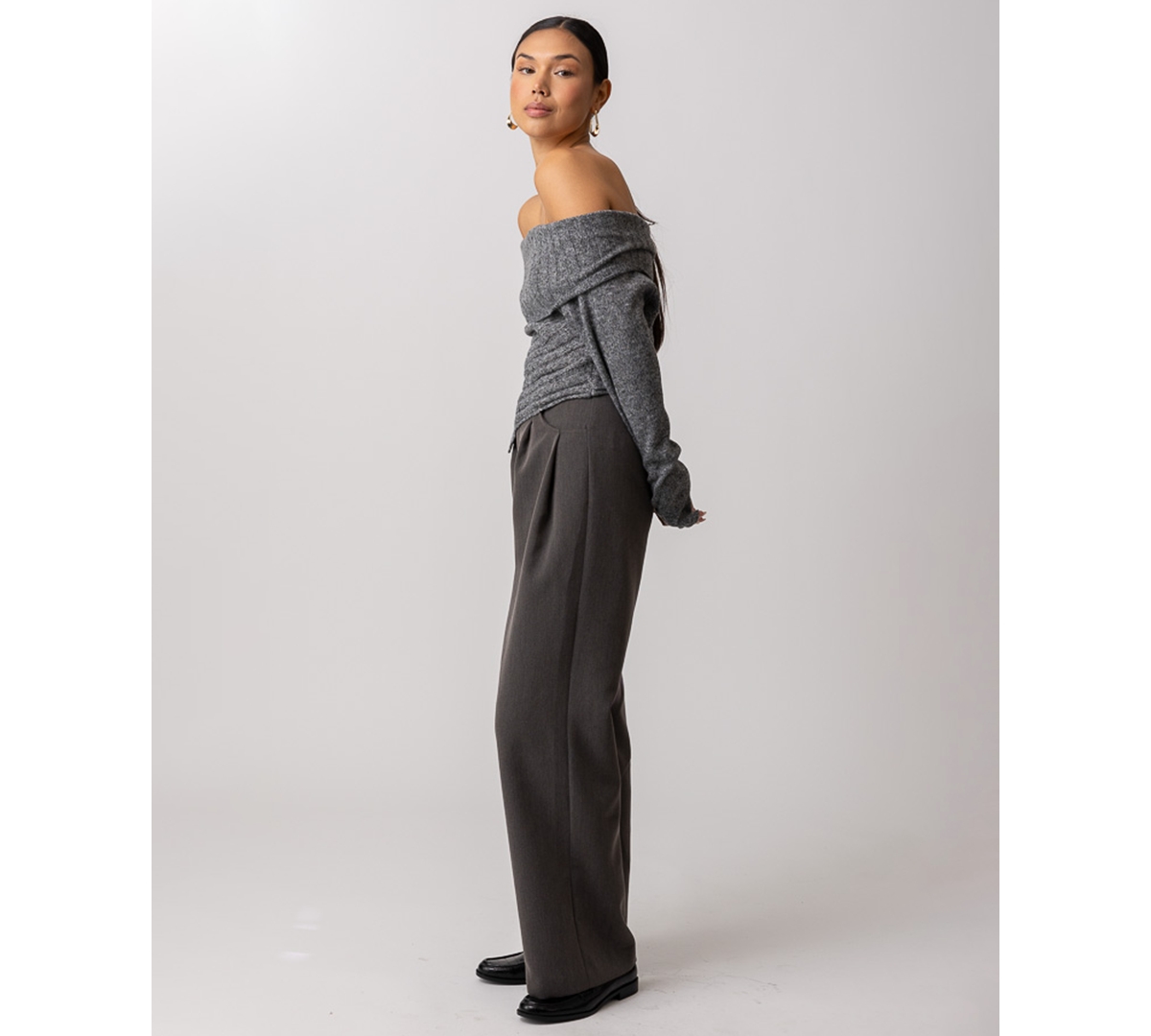 Line & Dot Women's Betty Long Sleeve Sweater In Gray