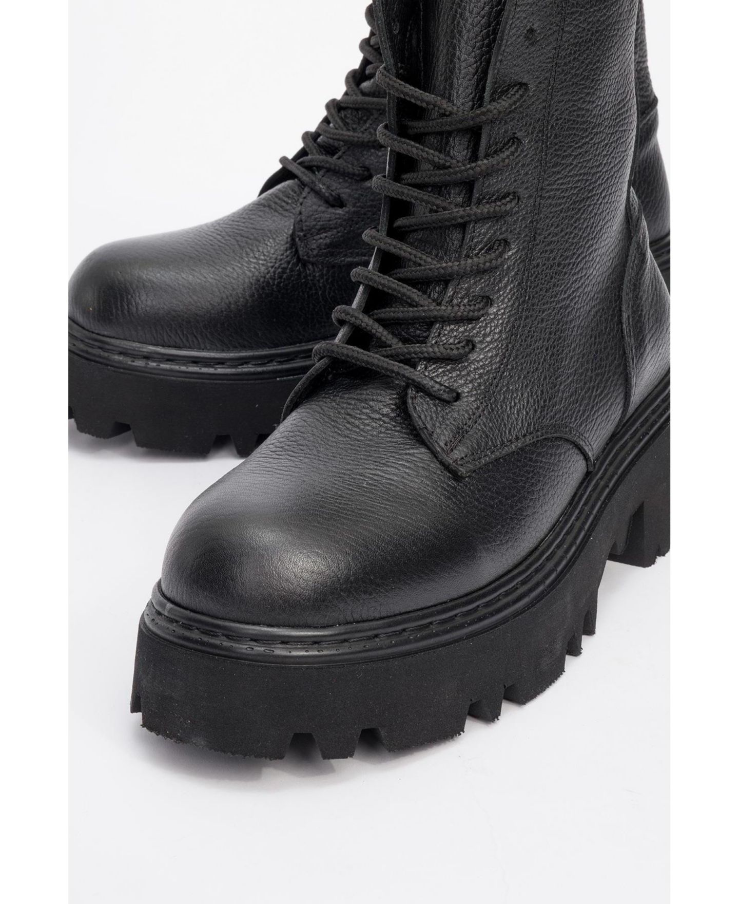 Женские ботинки Forever & Always Shoes Tina Leather Ankle Boot (Women), цвет: Чёрный кожаный — фото 3